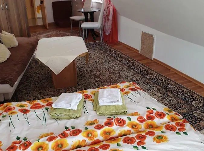 Birgit בית הארחה רוטנבורג אוב דר טאובר